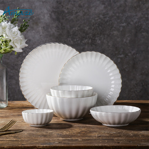 Juego de <span class=keywords><strong>tapas</strong></span> blancas redondas de lujo de estilo europeo, platos de comida de alta calidad para restaurante, catering, salsa de soja - Product Image 4
