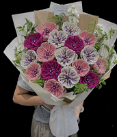 Geknoopte kunstbloemen decoratie bruidsboeket docentenbedankje voor cadeauwinkel en seizoenscollectie
