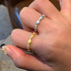 Bague en argent pur S925, style antique haut de gamme, tempérament de niche, grain de millet brossé, diamant incrusté, fleur en dentelle, bague superposée - Product Image 4