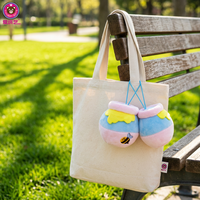 Vente en gros Anoeo : Peluches requins mignons et colorés de 3 pouces, porte-clés interactifs personnalisés, pendentifs mascotte, jouets à griffes, commande mixte