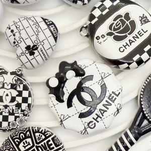 Perles plates en acrylique plaquées UV imprimées pour le style, pendentif en forme de batte de baseball à double cœur, accessoires de bricolage - Product Image 4