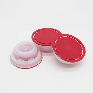 高品質プラスチック製エンジンオイルキャップ 32mm プラスチック製フレキシブル注ぎ口付き金属缶用蓋 - Product Image 5