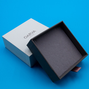Scatola per Gioielli di Lusso con Logo Personalizzato, Confezione Regalo in Cartone Rigido con Nastro Estraibile - Product Image 2