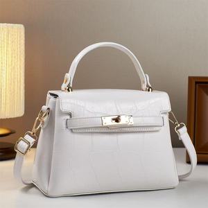 Women's Retro Frosted Lock <b>Small</b> Square Crossbody Bag 2026 New Korean Mobile Phone Polyester Lining Cover Closure - Product Image 5