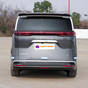 La Denza D-9 EV 2025 est à la fois élégante et élégante avec une autonomie de 401 à 500km et une puissance de 250 à 300kW, ce qui en fait un <span class=keywords><strong>achat</strong></span> intéressant - Product Image 1