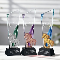 Trophée en cristal personnalisé en forme de cheval, trophée en cristal pour récompenser les employés exceptionnels