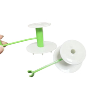 Ouvre-noix de coco manuel innovant en plastique avec clip porte-paille intégré pour noix de coco vertes