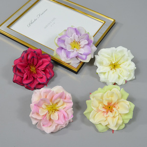 Cabezas de Rosa de Seda Dongchen Crafts, Color Blanco Lechoso, Verde Claro, Rosa Claro, Morado Claro, Rojo Brillante, Decoración para Bodas, Accesorios de Fotografía - Product Image 1