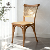 Chaise Louis empilable en plastique PP style vigne tissage français chaise hôtel banquet mariage salle à manger en plastique pour événements