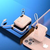 Chargeur portable 66W 10000mAh avec câble intégré, prise en charge de la charge ultra-rapide, entrée DC, sortie multi-USB, impression de logo disponible