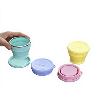 Botella de Agua Plegable de Silicona para Exteriores, para Camping y Viajes, Telescópica, 180 ml, Diseño Creativo y Moderno - Product Image 1