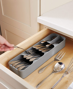 Plastic Cutlery Tray Hot Sale 5 Compartments Plastic Kitchen Drawer Organizer Cutlery Tray