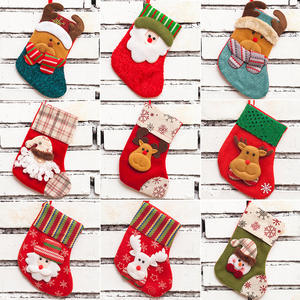 2025 venta al por mayor de alta calidad duradero usando árbol colgante calcetín duradero decoración navideña calcetines pequeños listos para enviar - Product Image 1