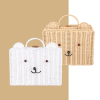 Panier de rangement en rotin PE tressé à la main OEM, motif ours mignon, design de dessin animé, écologique, couleur personnalisée, décoration artistique pour salon et salle de bain