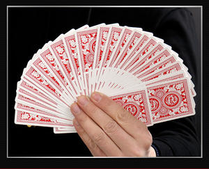 Cartes de <span class=keywords><strong>poker</strong></span> importées Northern Magic Dragon, cartes américaines Bicycle Touch Flower, accessoire de magie de close-up - Product Image 3