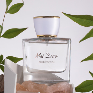 <span class=keywords><strong>Eau</strong></span> <span class=keywords><strong>de</strong></span> <span class=keywords><strong>Parfum</strong></span> para Mujer y Hombre, Té Blanco y Rosa, Modelo Zhejiang 1801-2-01, Monet Garden London Juvenile Trembles Explosions Spray - Product Image 4