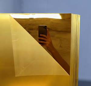 Op maat gemaakte gouden spiegelende acrylplaat 8 * 4ft laser gesneden flexibele acryl spiegelpaneel 2mm 3mm - Product Image 2