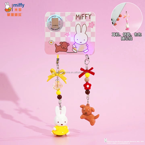 Vente en gros de boîtes mystères authentiques, Porte-clés Chef <span class=keywords><strong>Lapin</strong></span> Couple, Chaînes de téléphone portable, Sacs à pendentifs - Product Image 3