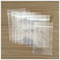 Sacs à fermeture éclair en plastique transparent personnalisé d'usine YURUI avec gravure pour transporter et afficher les logos de l'entreprise