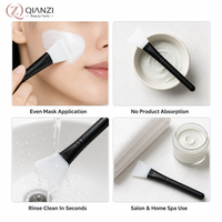 Pinceau applicateur de masque facial en silicone noir avec tête éventail blanche, bord concave, manche en plastique, tube en aluminium annelé 12,5 cm – OEM ODM Vente en gros
