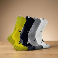 Chaussettes de football en coton pour jeunes, tricotées, antidérapantes, séchage rapide, avec revers personnalisé, grip en tissu éponge, directement du fabricant