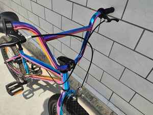 Vélo <span class=keywords><strong>BMX</strong></span> professionnel de 16 pouces et 20 pouces en alliage d'aluminium, vélo de freestyle, vélo <span class=keywords><strong>BMX</strong></span> coloré OEM, vélo de motocross, vélo de course <span class=keywords><strong>BMX</strong></span> - Product Image 4