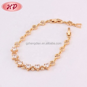 Bracelet promotionnel plaqué or 18 carats, nouveau design, bijoux fantaisie, bracelet à breloques pour femme, vente en gros - Product Image 1