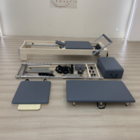 Reformer de Pilates en érable massif avec tour, table de trapèze Cadillac en bois professionnel, machine de Pilates