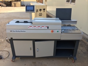 Vente directe usine : Machine <span class=keywords><strong>de</strong></span> <span class=keywords><strong>reliure</strong></span> électrique automatique <span class=keywords><strong>à</strong></span> colle thermofusible, excellent rapport qualité-prix, idéale pour la <span class=keywords><strong>reliure</strong></span> <span class=keywords><strong>de</strong></span> livres et <span class=keywords><strong>de</strong></span> carnets. - Product Image 5