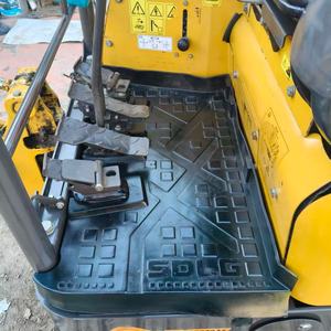 Горячая распродажа: мини-экскаватор <span class=keywords><strong>XCMG</strong></span> 1,6 тонны — компактный гусеничный экскаватор 9,8 кВт с поворотной стрелой для гибкой работы в сельском хозяйстве и садоводстве - Product Image 3