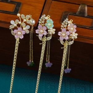 Bâtonnet à cheveux vintage de style chinois avec perles et fleurs, pour femmes, en métal, orné de strass, épingle à cheveux, bijou fantaisie - Product Image 1