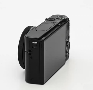 ใช้ RX100 III น้ำหนักเพียง 290 กรัม คุณภาพสูง พกพาสะดวกในกระเป๋า - Product Image 5