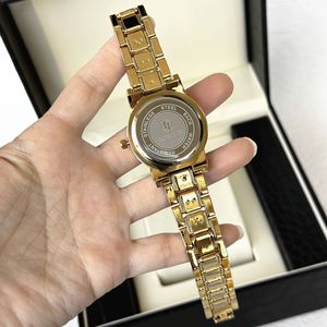 Reloj de Cuarzo para Mujer, Nuevo Estilo, Correa de Acero Inoxidable de Lujo, Esfera de Cristal Mineral, Luminoso, Diseño Simple, Suministro ODM - Product Image 6