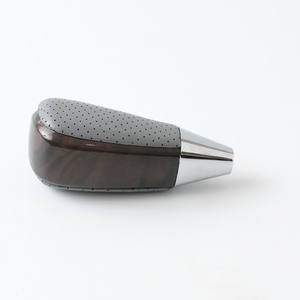 Pommeau de levier de vitesse en cuir et fibre de carbone pour Toyota Land Cruiser 200 FJ20 2008-2017, pommeau de levier de vitesse ergonomique - Product Image 5