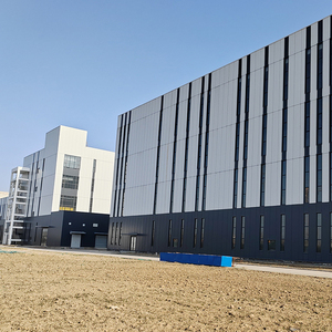 Entrepôt logistique préfabriqué léger en structure acier Q235/Q355, directement de l'usine, avec services de soudage et de découpe - Product Image 1