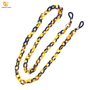 Nouvelles <span class=keywords><strong>lunettes</strong></span> <span class=keywords><strong>de</strong></span> <span class=keywords><strong>soleil</strong></span> <span class=keywords><strong>de</strong></span> luxe populaires pour femmes en acétate avec <span class=keywords><strong>cordon</strong></span> personnalisé, chaîne en acrylique et tissu - Product Image 1