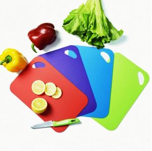 Juego de Tablas de Cortar de Plástico Flexible, con Código de Color, Antideslizantes, Libres de BPA, Herramientas de Cocina Flexibles - Product Image 4