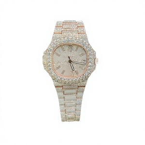 Reloj de Cuarzo Dorado al por Mayor con Diamantes Moissanita Engastados, de Acero Inoxidable para Hombre, Esfera Redonda, Resistente al Agua 10 Bar, con Cierre de Brazalete - Product Image 1