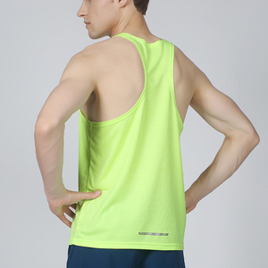 เสื้อกล้ามออกกำลังกายผู้ชาย ผ้าฝ้าย 95% แบบไม่มีแขน ลายเรียบ สำหรับยิม วิ่ง เล่นกีฬา ผ้าเจอร์ซีย์ ดีไซน์เรียบง่าย - Product Image 4