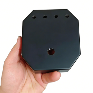 ตัวเรือนกีตาร์แบบกำหนดเอง ผลิตด้วยเครื่อง CNC ของ OEM แบบเจาะรูสำหรับรุ่น 125B ใช้แม่พิมพ์ที่มีอยู่แล้ว ชิ้นส่วนอะลูมิเนียมอัลลอยด์ชุบอโนไดซ์ ความแม่นยำสูง - Product Image 1