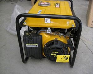 Good Quality Best Price Hot Selling 5-7kw 250cc 8HP Euro 2 Emission Japanese Type <b>Gasoline</b> <b>Generator</b> with Motor - Product Image 3