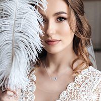 Collier ras de cou tendance en argent sterling 925 avec cristal bleu en forme de cœur et plume infinie