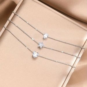 Collar con Colgante de Corazón con Bisel Chapado en Oro para Mujer, Cadena Minimalista, Uso Diario, Cristal - Product Image 2