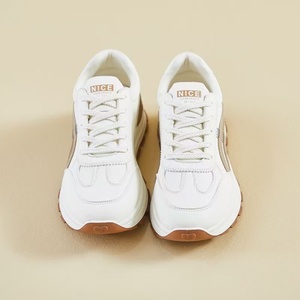 Sneakers pour femmes, nouvelles baskets décontractées polyvalentes pour étudiantes, légères et conçues pour la course à pied - Product Image 3