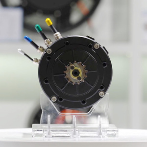 Moteur synchrone à aimants à refroidissement par eau 5KW 145, moteur BLDC personnalisable pour moto, moteur PMSM à refroidissement par eau 145 pour transmission intermédiaire - Product Image 6