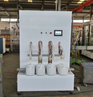 Machine semi-automatique à quatre têtes pour liquides (boissons, eau pure, produits chimiques, détergent, blanchiment) pour bouteilles en plastique, anti-corrosion, numérique