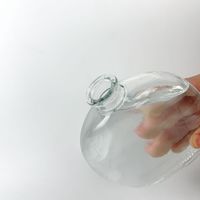 Bouteilles en verre de 500ml avec différentes utilisations, formes, poids également de haute qualité, livraison rapide et bon service