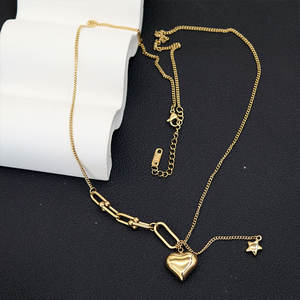 Collar personalizado de acero inoxidable 316L con colgante chapado en oro PVD de 14K/18K, joyería fina de moda con cierre de herradura y corazón para mujer. - Product Image 3