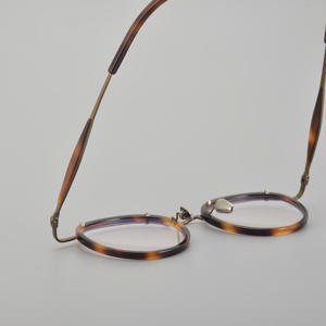 Trung quốc hợp thời trang retro vòng độc đáo lớn khung vàng rim kính khung unisex Titanium quang cảnh tượng khung bán buôn - Product Image 6