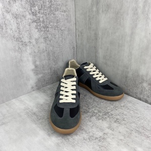 Zapatillas Deportivas de Piel de Alta Calidad con Cordones, Ligeras, Transpirables, Antiolor, Resistentes a Impactos, Unisex, Personalizables - Product Image 3